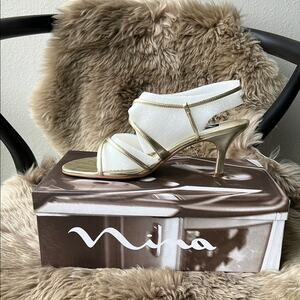 NWT - NINA Gayle Women's Gold Soft Metallic Heels - size 8.5M